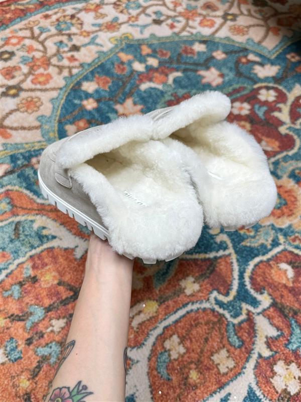 20243518227892 27023